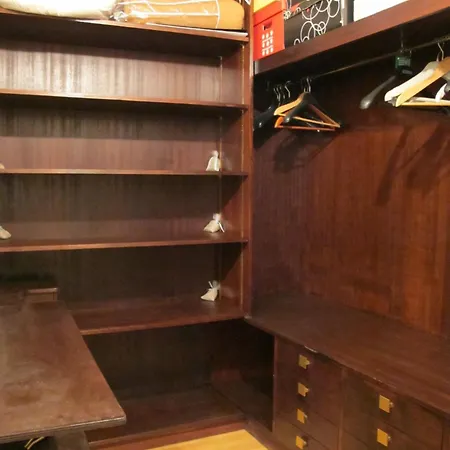 Chic Paris Apartment With Local Vibe And Metro Access Apartmán *